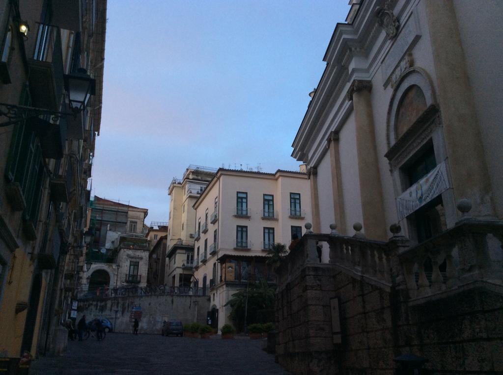 Residenza Guarna Apartamento Salerno Exterior foto
