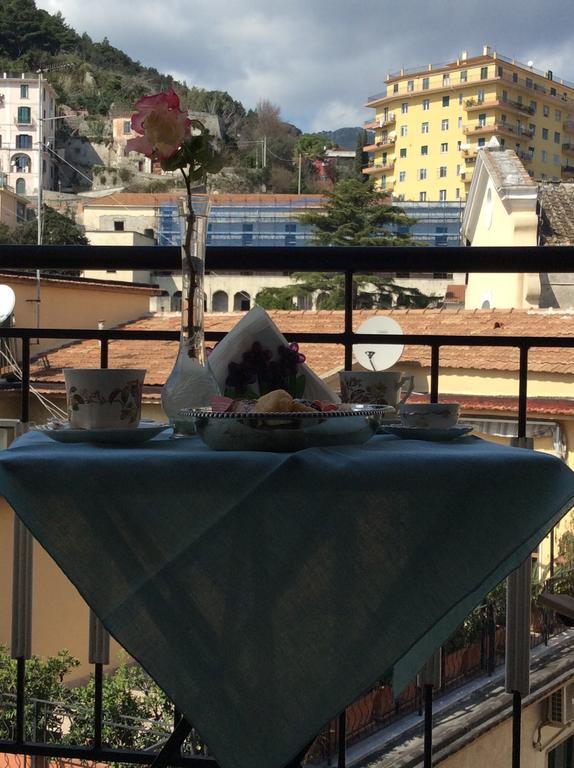 Residenza Guarna Apartamento Salerno Exterior foto