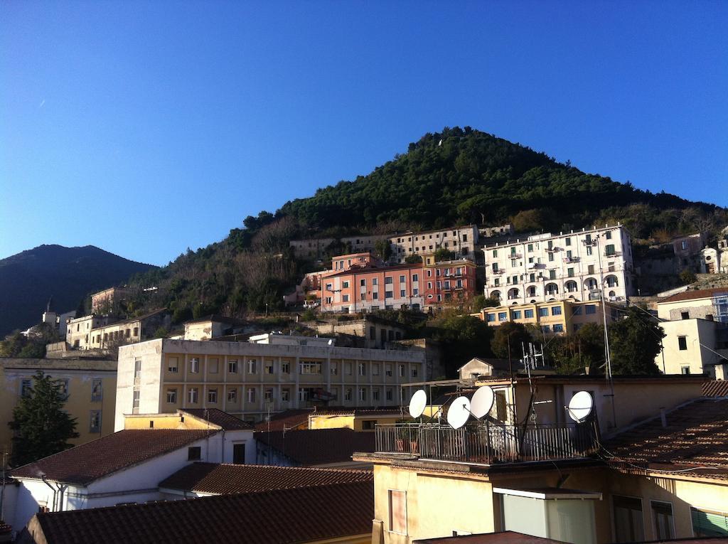 Residenza Guarna Apartamento Salerno Exterior foto